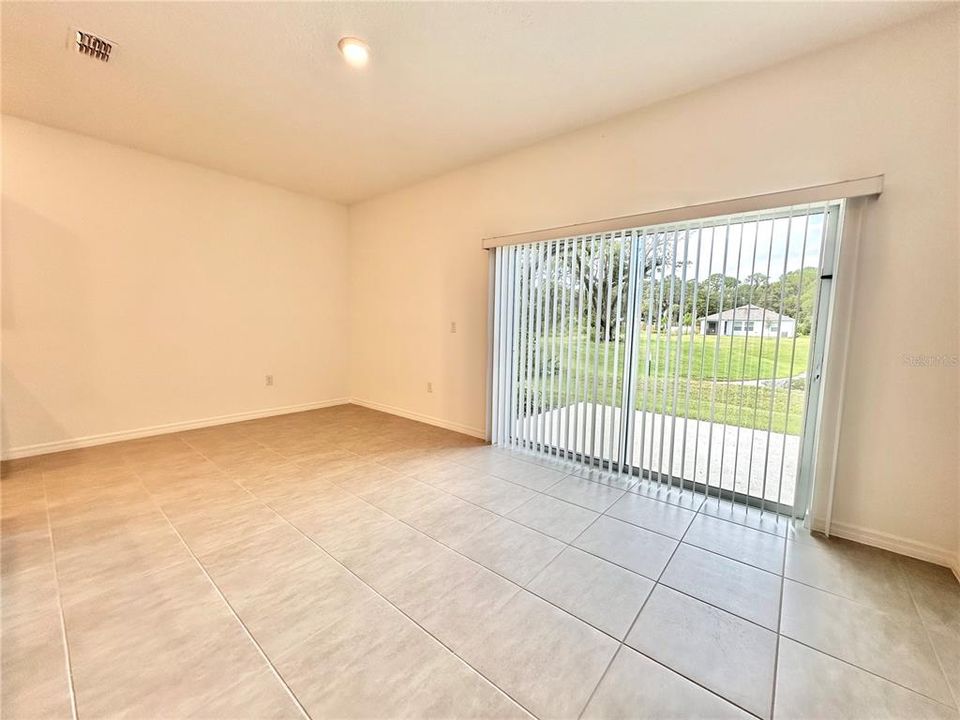 For Rent: $2,075 (3 beds, 2 baths, 1373 Square Feet)