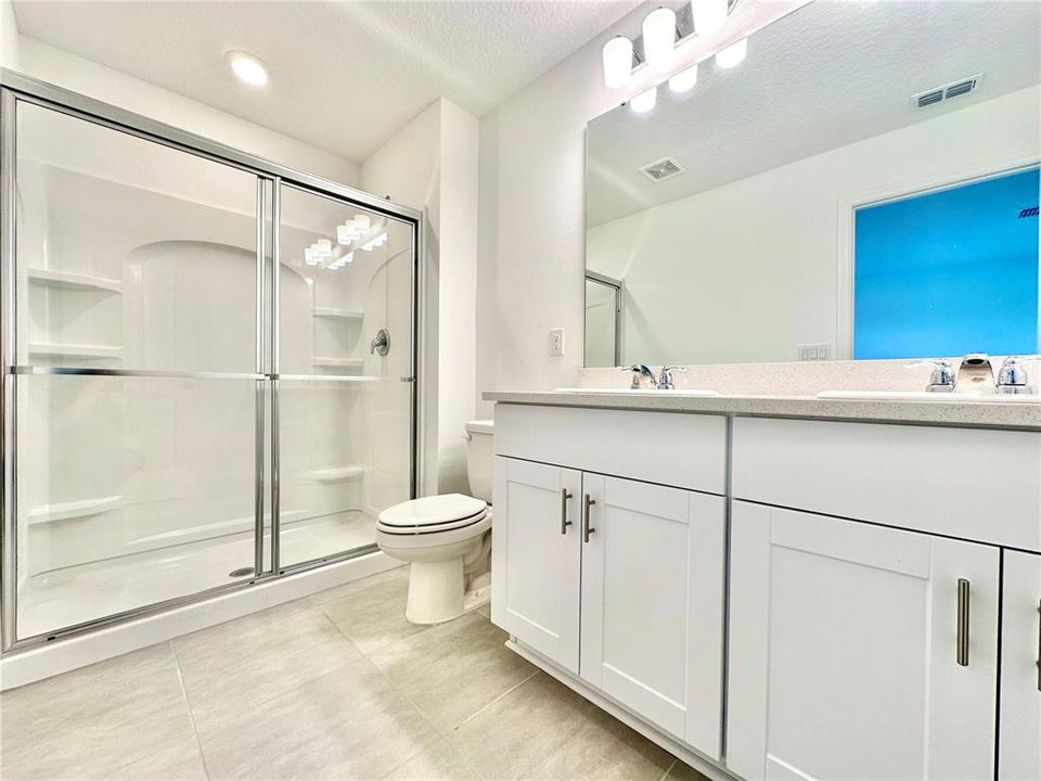 For Rent: $2,075 (3 beds, 2 baths, 1373 Square Feet)