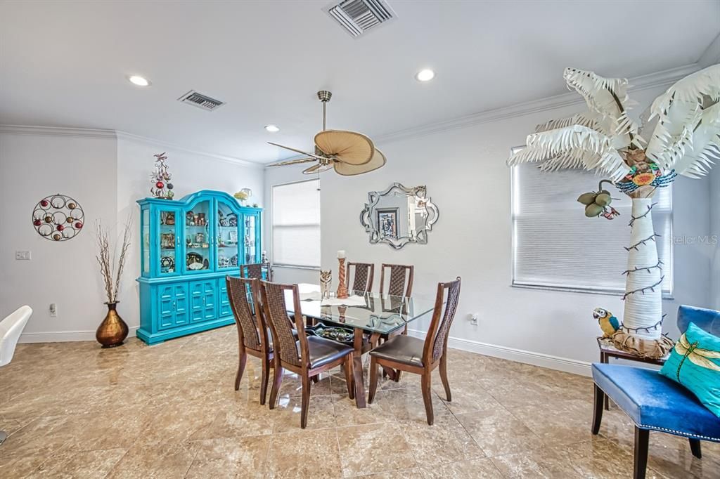 For Sale: $650,000 (3 beds, 2 baths, 2185 Square Feet)