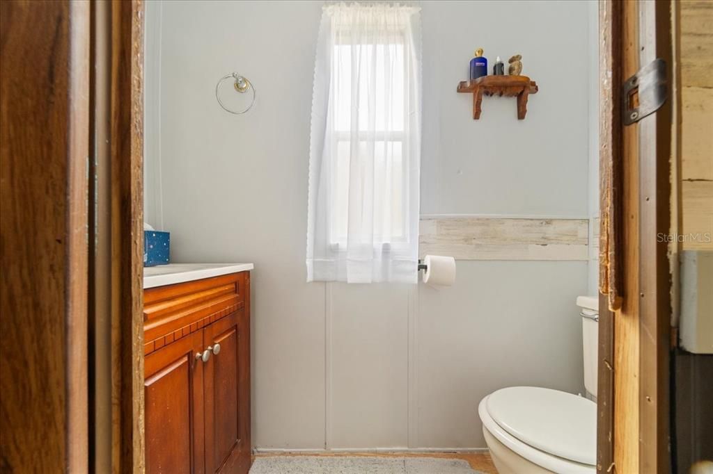 For Sale: $144,900 (2 beds, 1 baths, 784 Square Feet)