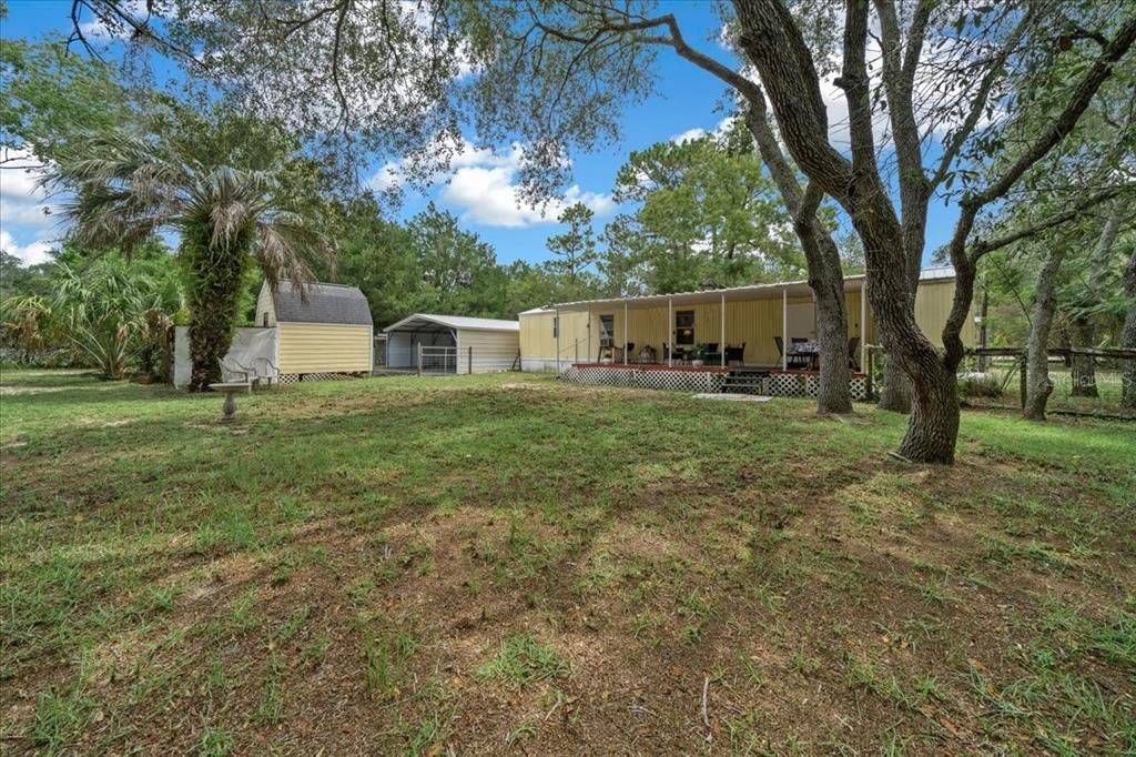 For Sale: $144,900 (2 beds, 1 baths, 784 Square Feet)