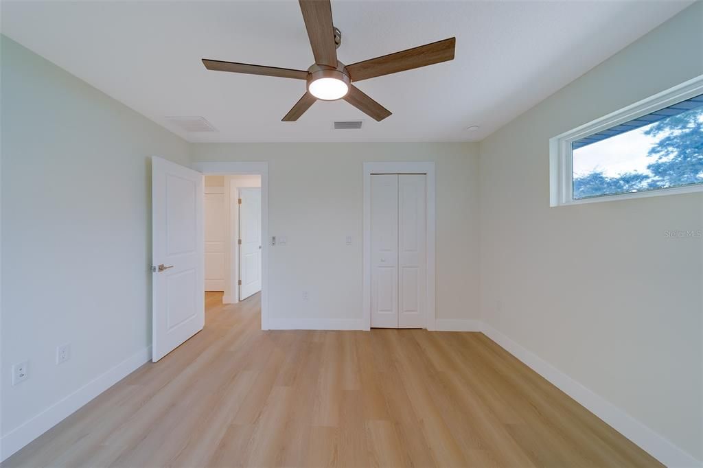 待售: $824,900 (4 贝兹, 2 浴室, 2197 平方英尺)