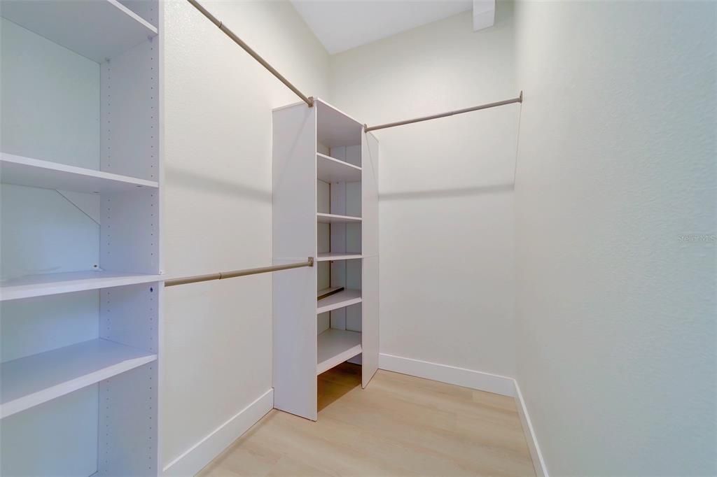 待售: $824,900 (4 贝兹, 2 浴室, 2197 平方英尺)