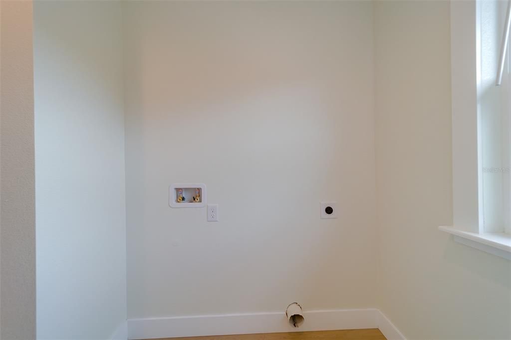 待售: $824,900 (4 贝兹, 2 浴室, 2197 平方英尺)