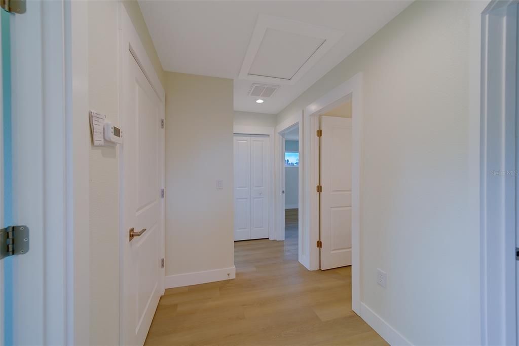 待售: $824,900 (4 贝兹, 2 浴室, 2197 平方英尺)