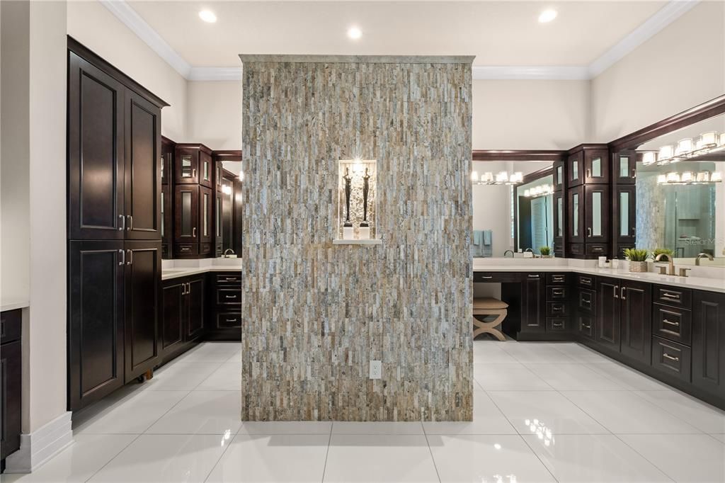 For Sale: $6,795,000 (5 beds, 5 baths, 7521 Square Feet)