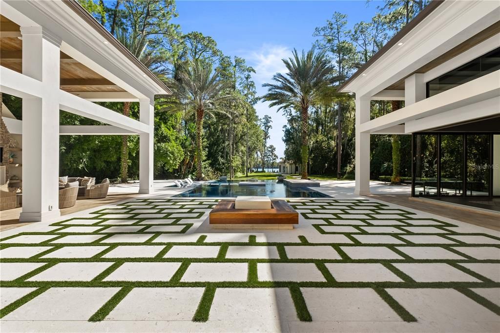 For Sale: $6,795,000 (5 beds, 5 baths, 7521 Square Feet)