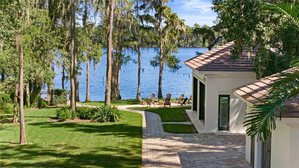 For Sale: $6,795,000 (5 beds, 5 baths, 7521 Square Feet)