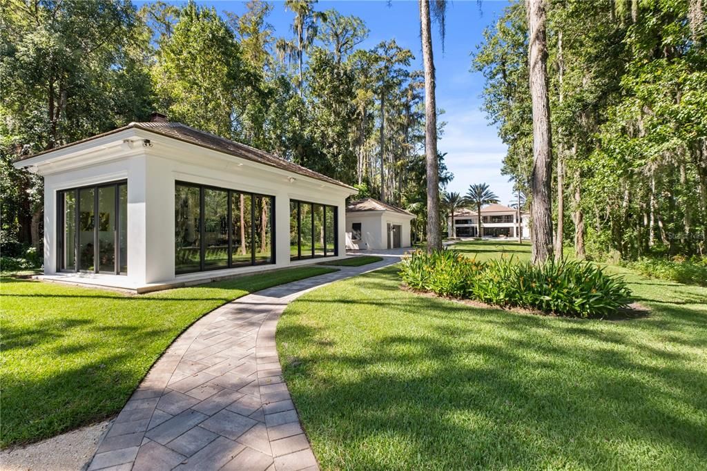 For Sale: $6,795,000 (5 beds, 5 baths, 7521 Square Feet)