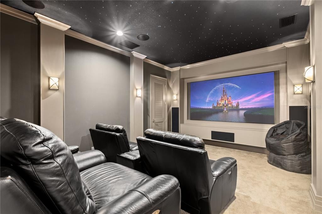 For Sale: $6,795,000 (5 beds, 5 baths, 7521 Square Feet)