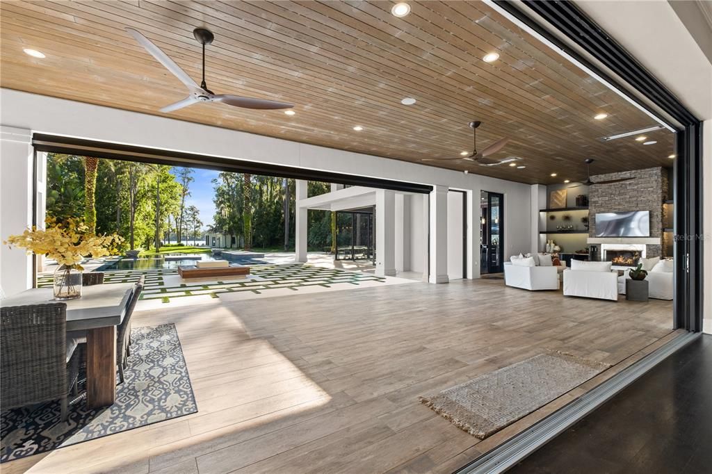 For Sale: $6,795,000 (5 beds, 5 baths, 7521 Square Feet)