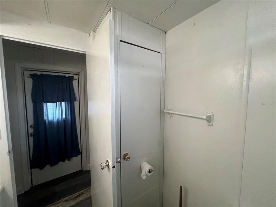 На продажу: $138,000 (2 спален, 1 ванн, 672 Квадратных фут)