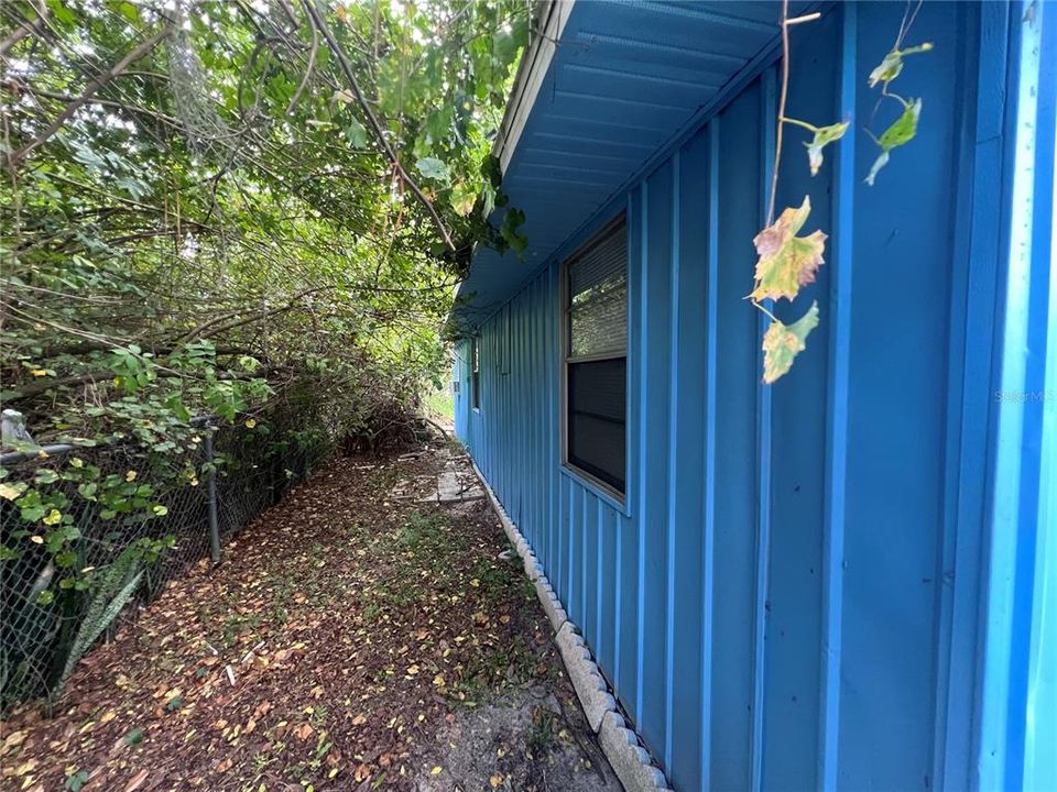 На продажу: $138,000 (2 спален, 1 ванн, 672 Квадратных фут)