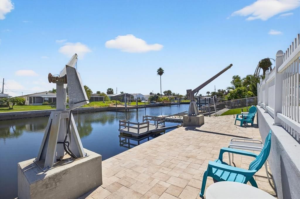 合同活跃: $380,000 (2 贝兹, 2 浴室, 1113 平方英尺)