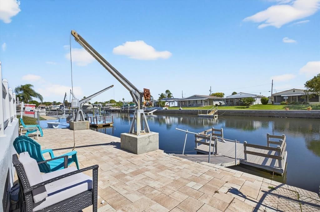 合同活跃: $380,000 (2 贝兹, 2 浴室, 1113 平方英尺)