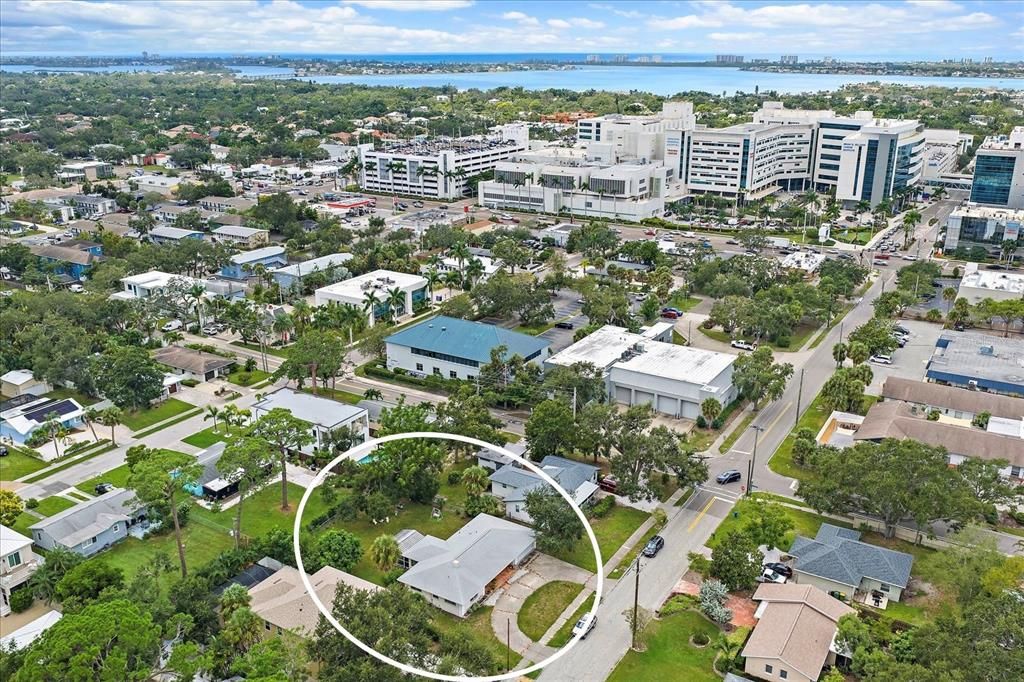 Недавно продано: $599,000 (4 спален, 2 ванн, 1709 Квадратных фут)