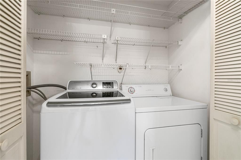 На продажу: $365,000 (3 спален, 2 ванн, 1772 Квадратных фут)