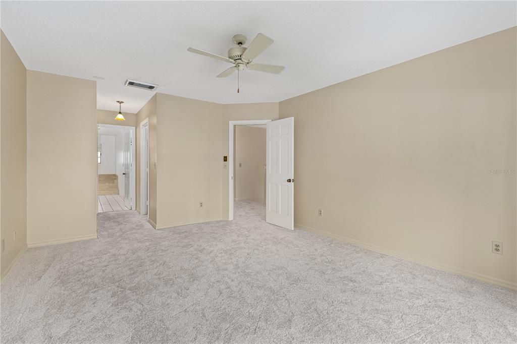 На продажу: $365,000 (3 спален, 2 ванн, 1772 Квадратных фут)