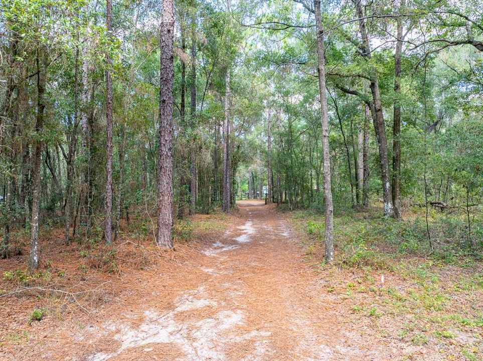 For Sale: $525,900 (3 beds, 2 baths, 1951 Square Feet)