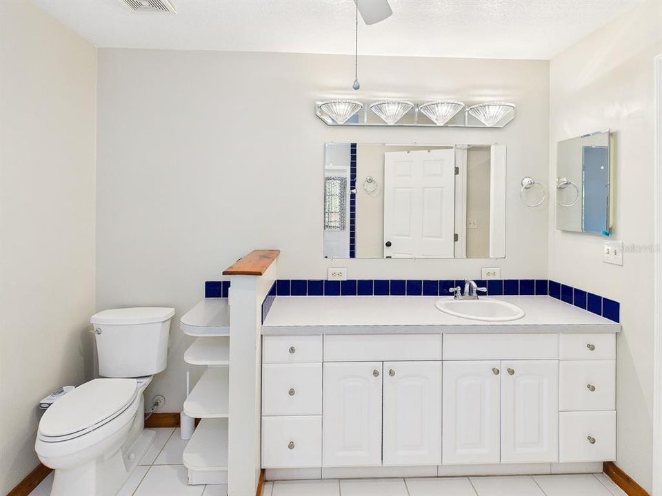 For Sale: $525,900 (3 beds, 2 baths, 1951 Square Feet)