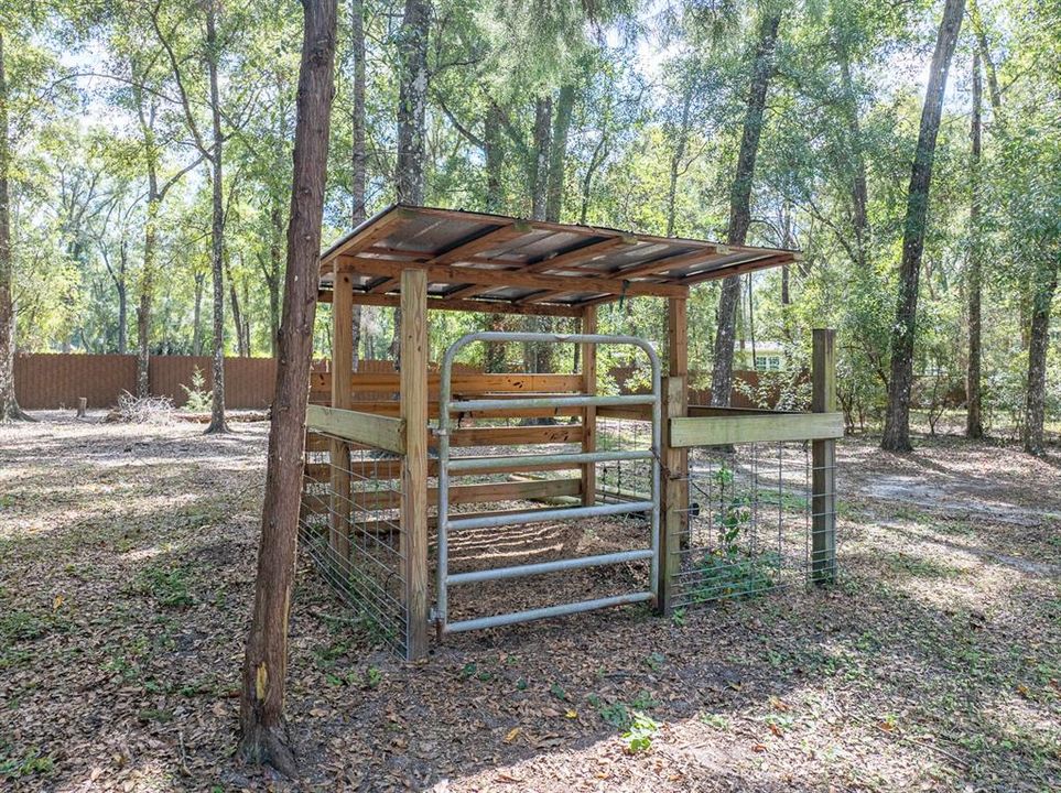 For Sale: $525,900 (3 beds, 2 baths, 1951 Square Feet)