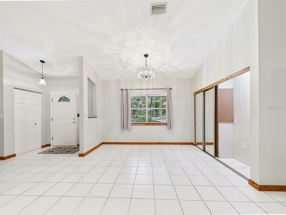 For Sale: $525,900 (3 beds, 2 baths, 1951 Square Feet)