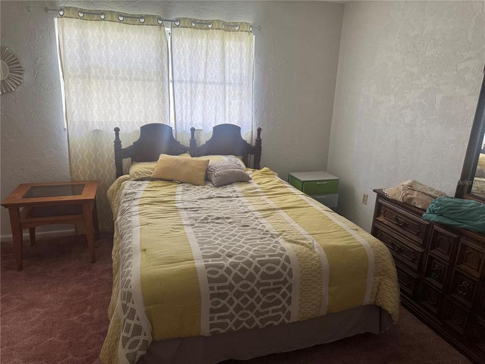 Active With Contract: $250,000 (3 beds, 2 baths, 1839 Square Feet)