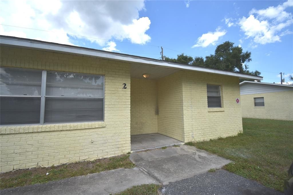 最近租的: $1,050 (2 贝兹, 1 浴室, 908 平方英尺)