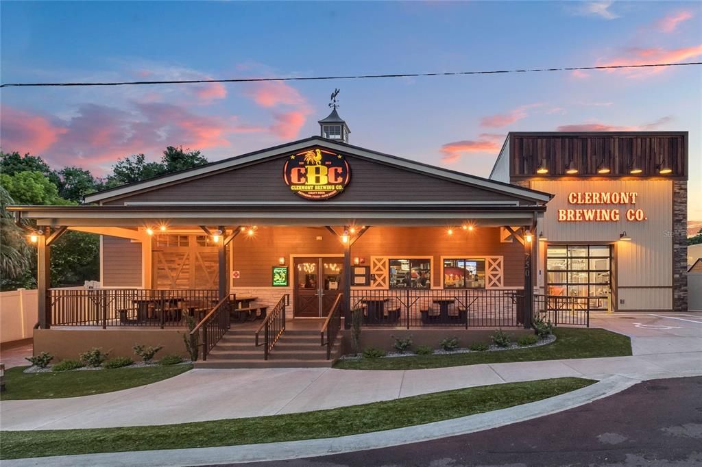 На продажу: $550,000 (4 спален, 3 ванн, 2430 Квадратных фут)