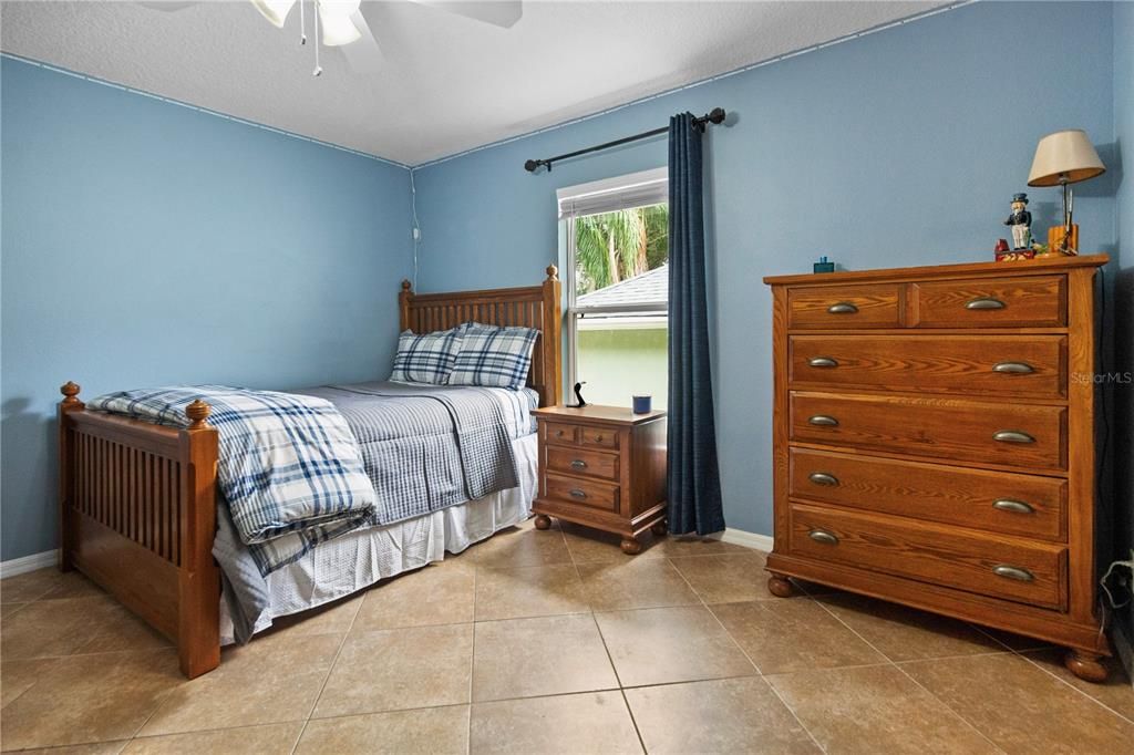 На продажу: $550,000 (4 спален, 3 ванн, 2430 Квадратных фут)