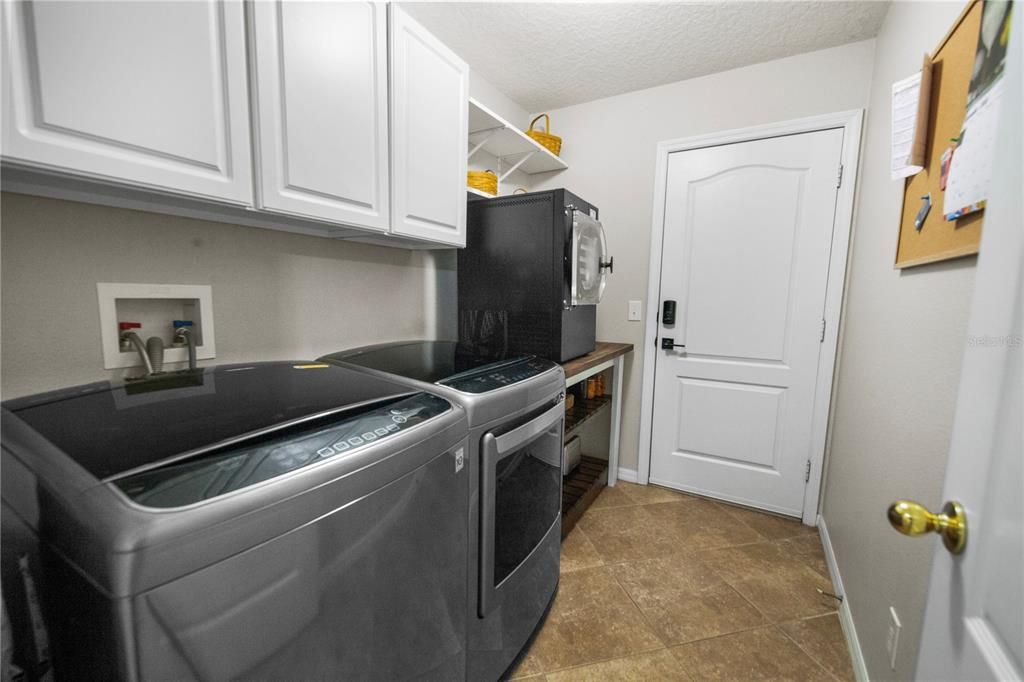 На продажу: $550,000 (4 спален, 3 ванн, 2430 Квадратных фут)