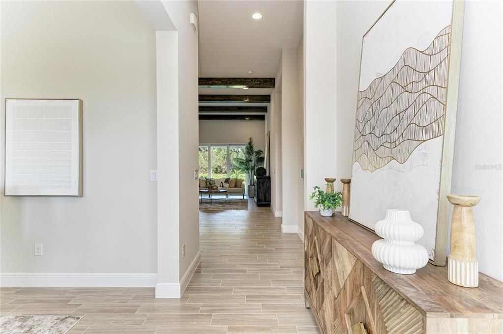 En Venta: $799,990 (4 camas, 3 baños, 3182 Pies cuadrados)