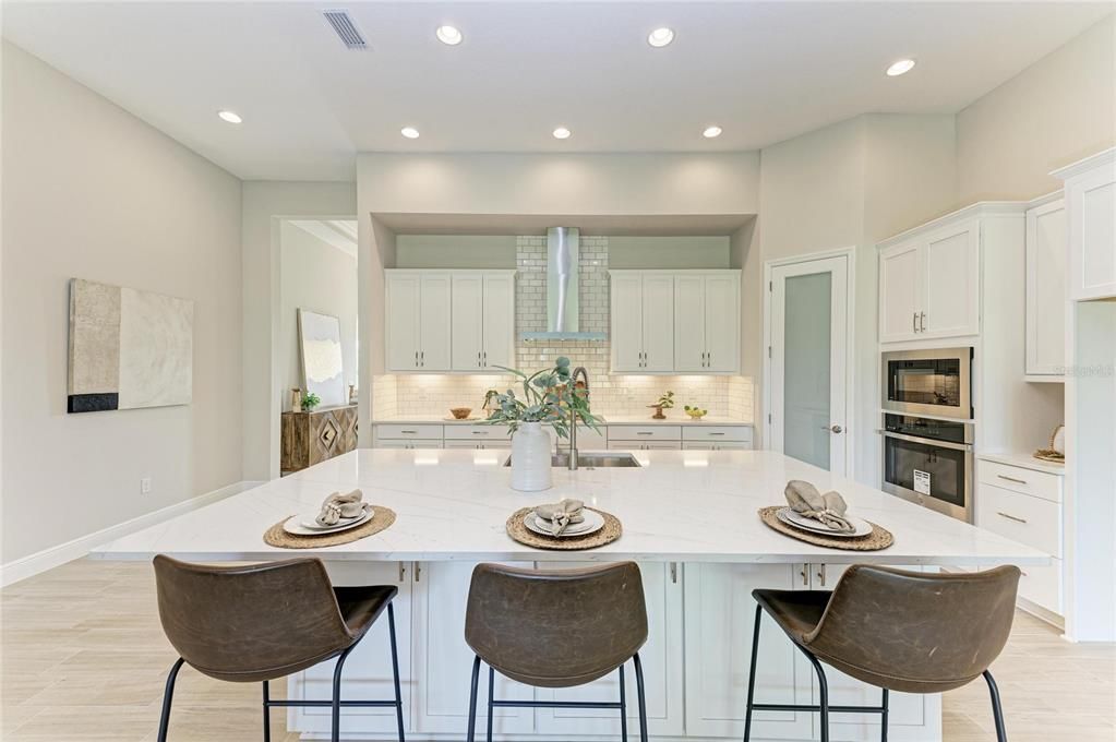 En Venta: $799,990 (4 camas, 3 baños, 3182 Pies cuadrados)