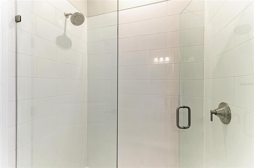 En Venta: $799,990 (4 camas, 3 baños, 3182 Pies cuadrados)