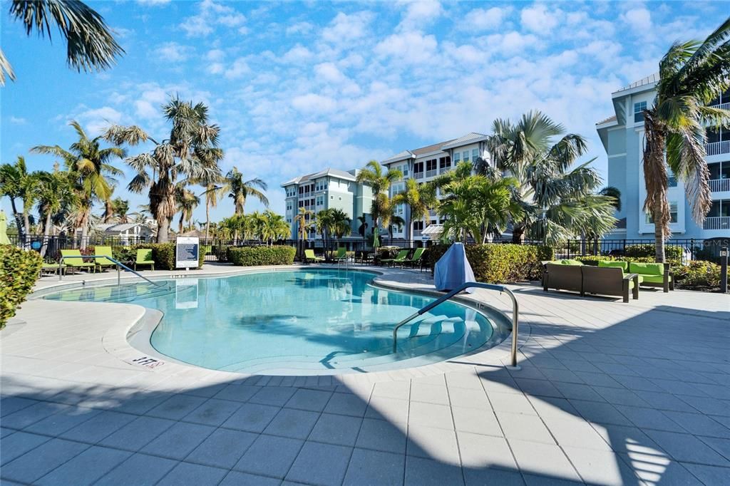 For Sale: $650,000 (2 beds, 2 baths, 1456 Square Feet)