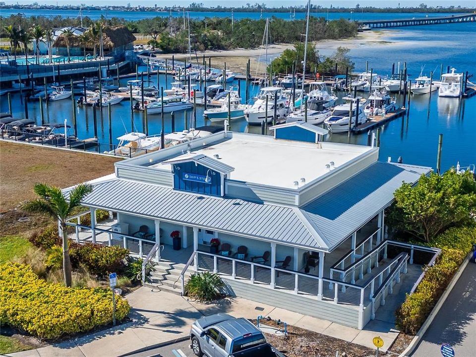 For Sale: $650,000 (2 beds, 2 baths, 1456 Square Feet)