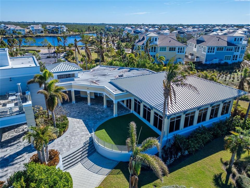 For Sale: $650,000 (2 beds, 2 baths, 1456 Square Feet)