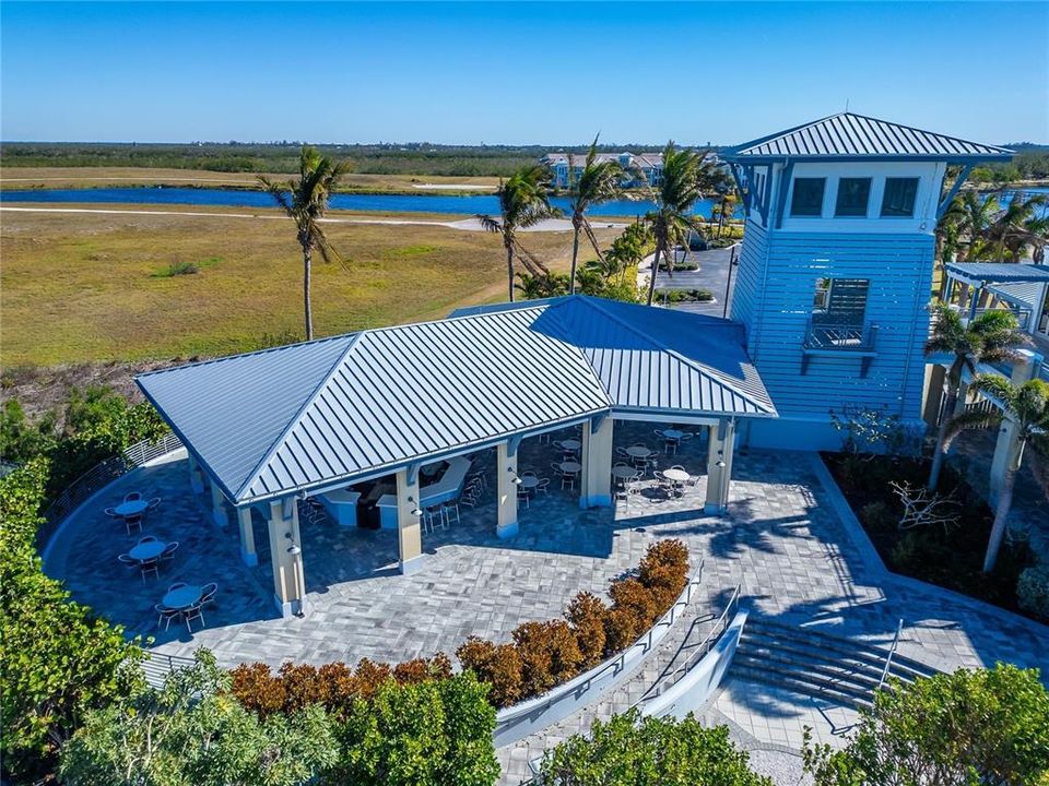 For Sale: $650,000 (2 beds, 2 baths, 1456 Square Feet)