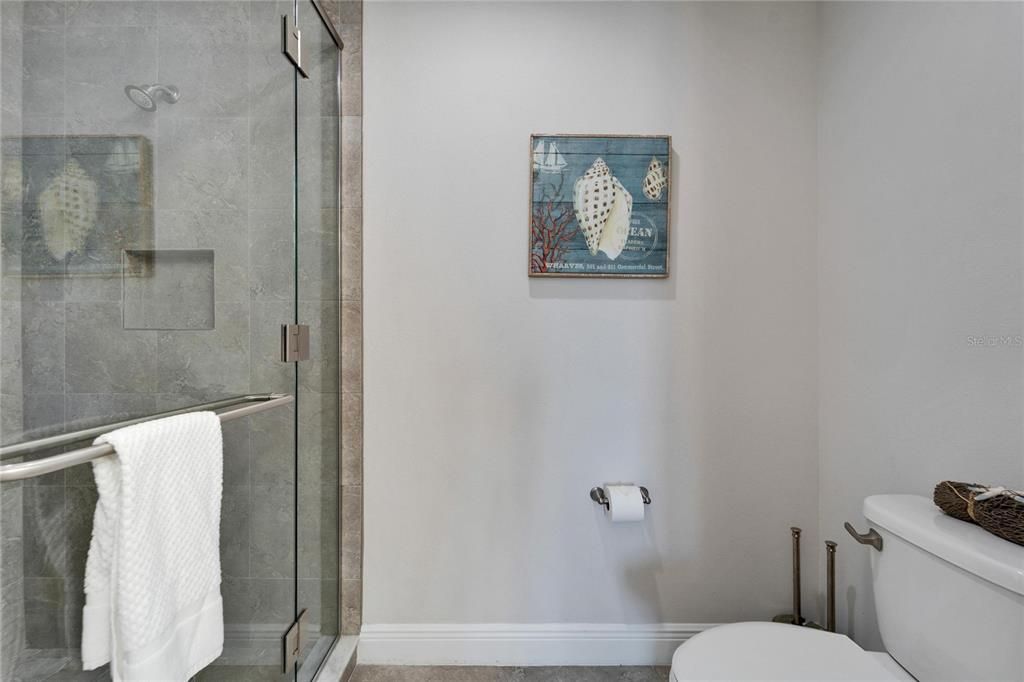 For Sale: $650,000 (2 beds, 2 baths, 1456 Square Feet)