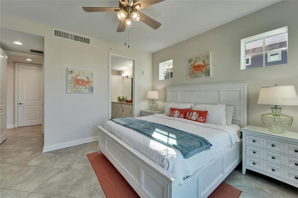 For Sale: $650,000 (2 beds, 2 baths, 1456 Square Feet)