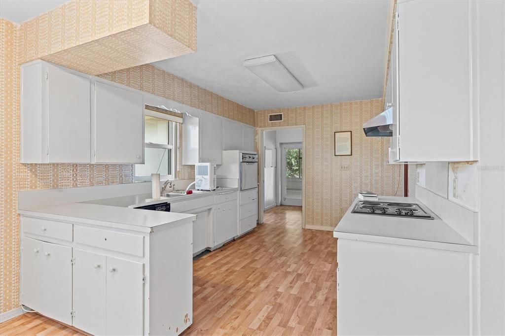 待售: $799,999 (3 贝兹, 3 浴室, 2140 平方英尺)