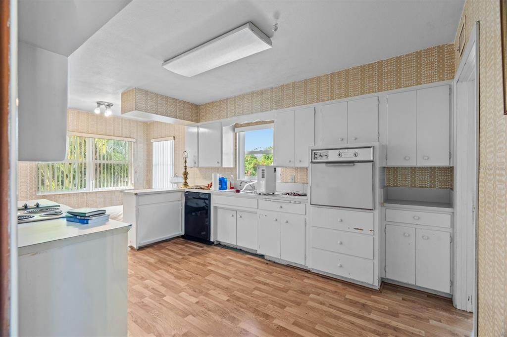 待售: $799,999 (3 贝兹, 3 浴室, 2140 平方英尺)