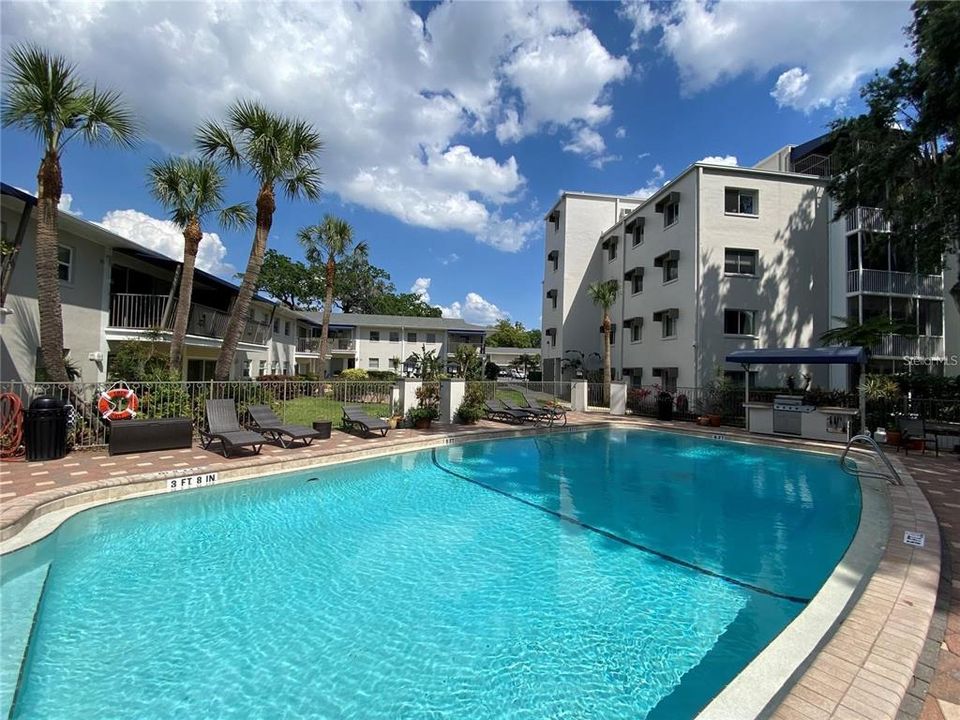 Activo con contrato: $319,000 (2 camas, 1 baños, 998 Pies cuadrados)