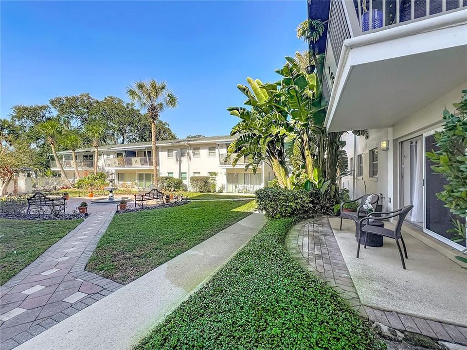 Activo con contrato: $319,000 (2 camas, 1 baños, 998 Pies cuadrados)