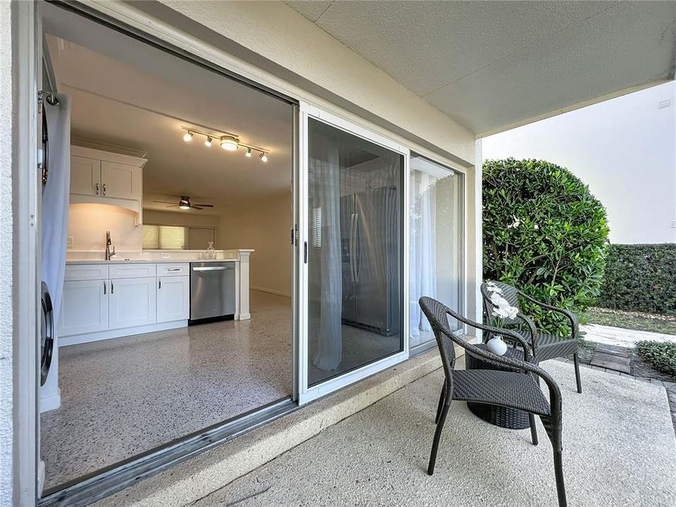 Activo con contrato: $319,000 (2 camas, 1 baños, 998 Pies cuadrados)