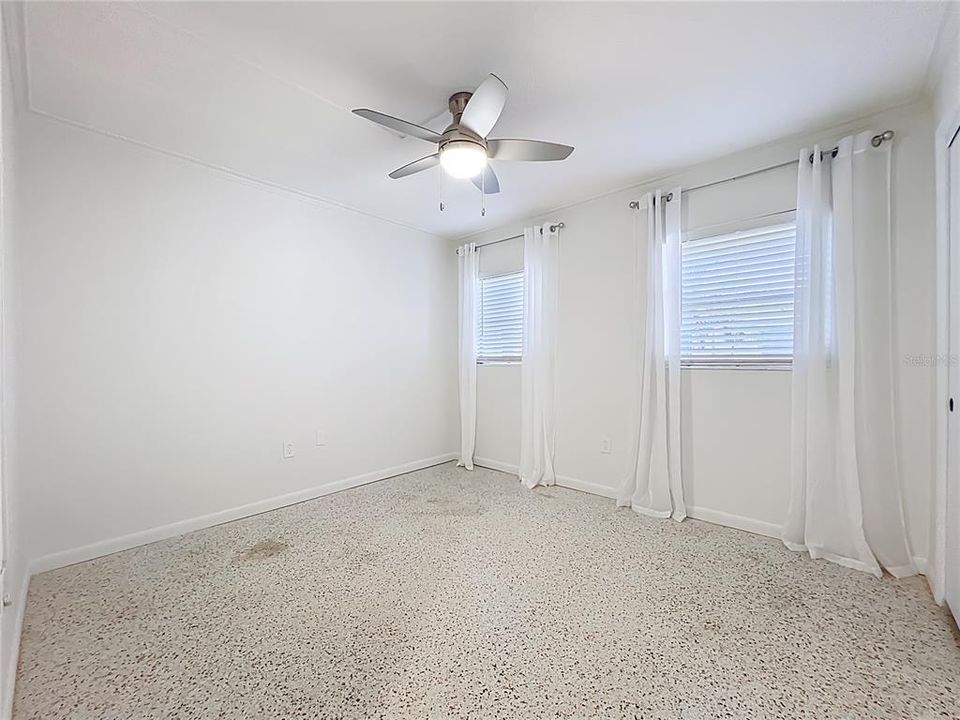 Activo con contrato: $319,000 (2 camas, 1 baños, 998 Pies cuadrados)