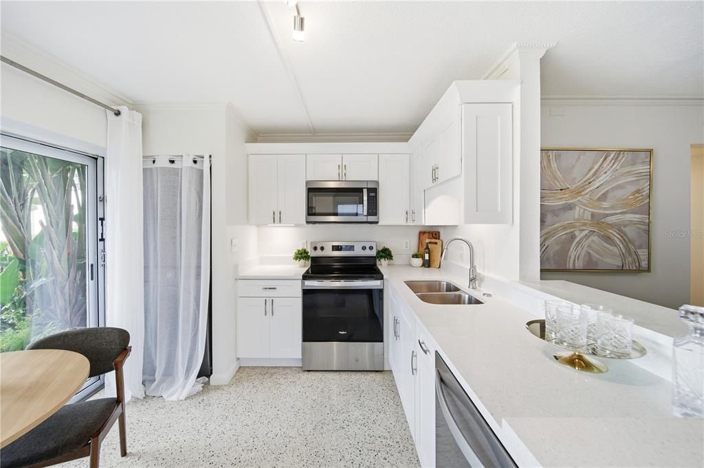 Activo con contrato: $319,000 (2 camas, 1 baños, 998 Pies cuadrados)