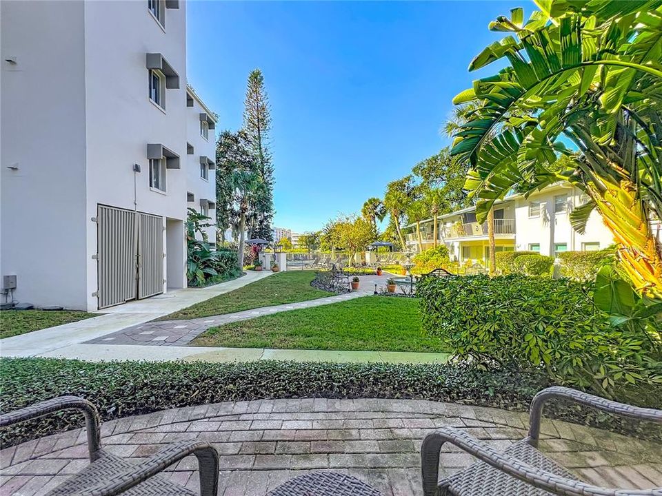 Activo con contrato: $319,000 (2 camas, 1 baños, 998 Pies cuadrados)