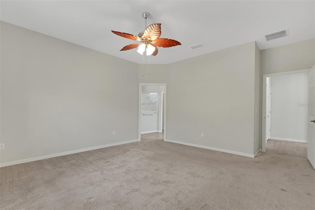 En Renta: $2,500 (2 camas, 2 baños, 2203 Pies cuadrados)