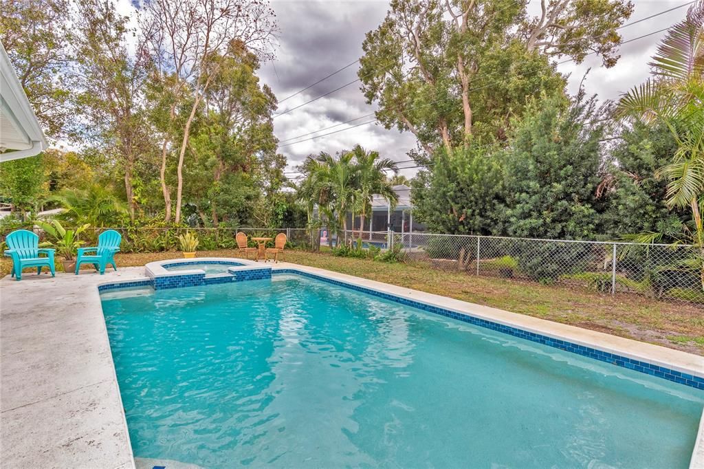 出租: $3,200 (3 贝兹, 3 浴室, 1690 平方英尺)